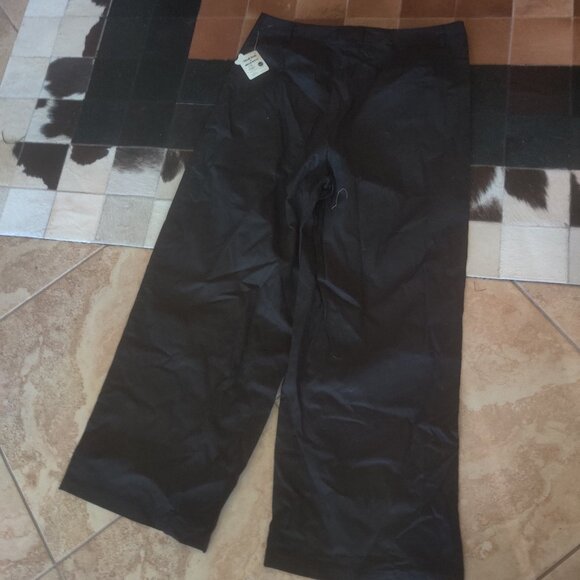 Modcloth  Hello Kitty  collection   pants size 18 New - Picture 7 of 7